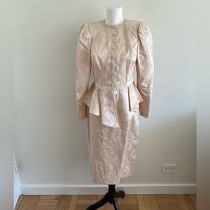 Vintage 80s Scott McClintock pink jacquard two-piece suit with pearl buttons